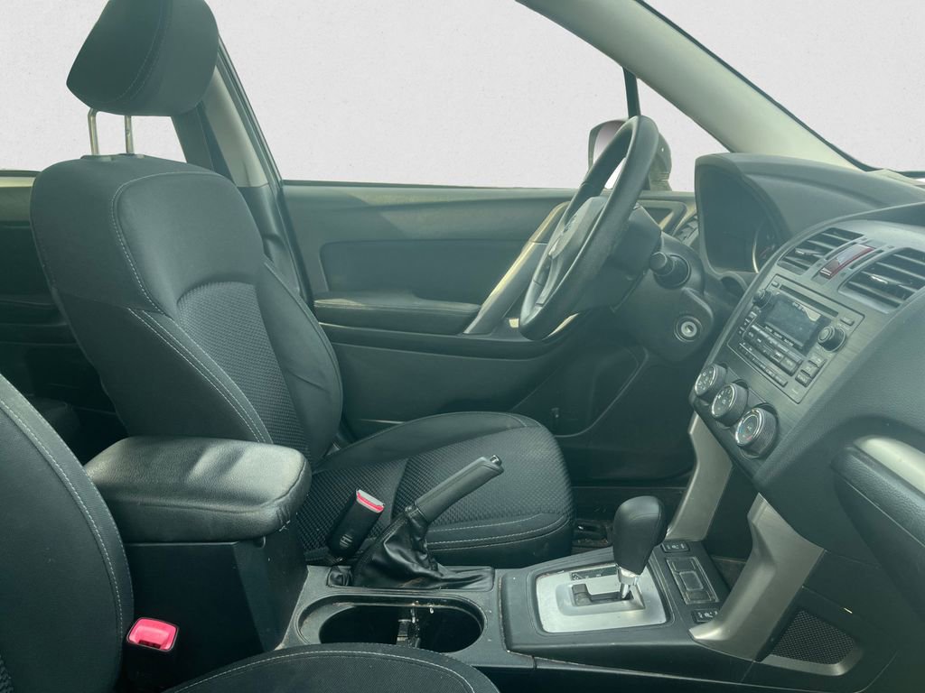 Used 2014 Subaru Forester 2.5i Premium w/ Popular Package #1 AWD/4WD image 10