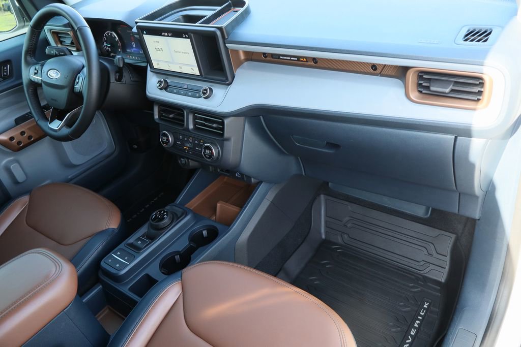 Used 2022 Ford Maverick Lariat w/ Equipment Group 500A Standard image 25