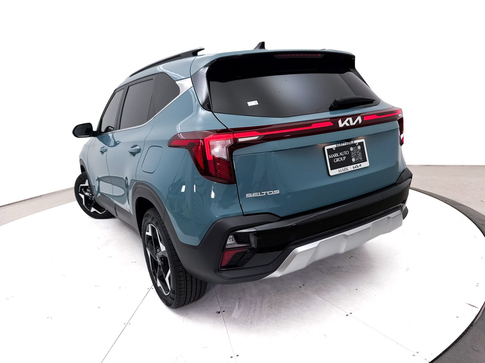 Certified 2024 Kia Seltos EX FWD image 7