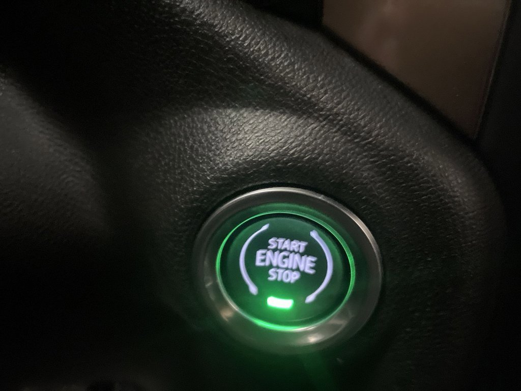 Used 2021 Chevrolet Silverado 1500 High Country w/ Technology Package image 11