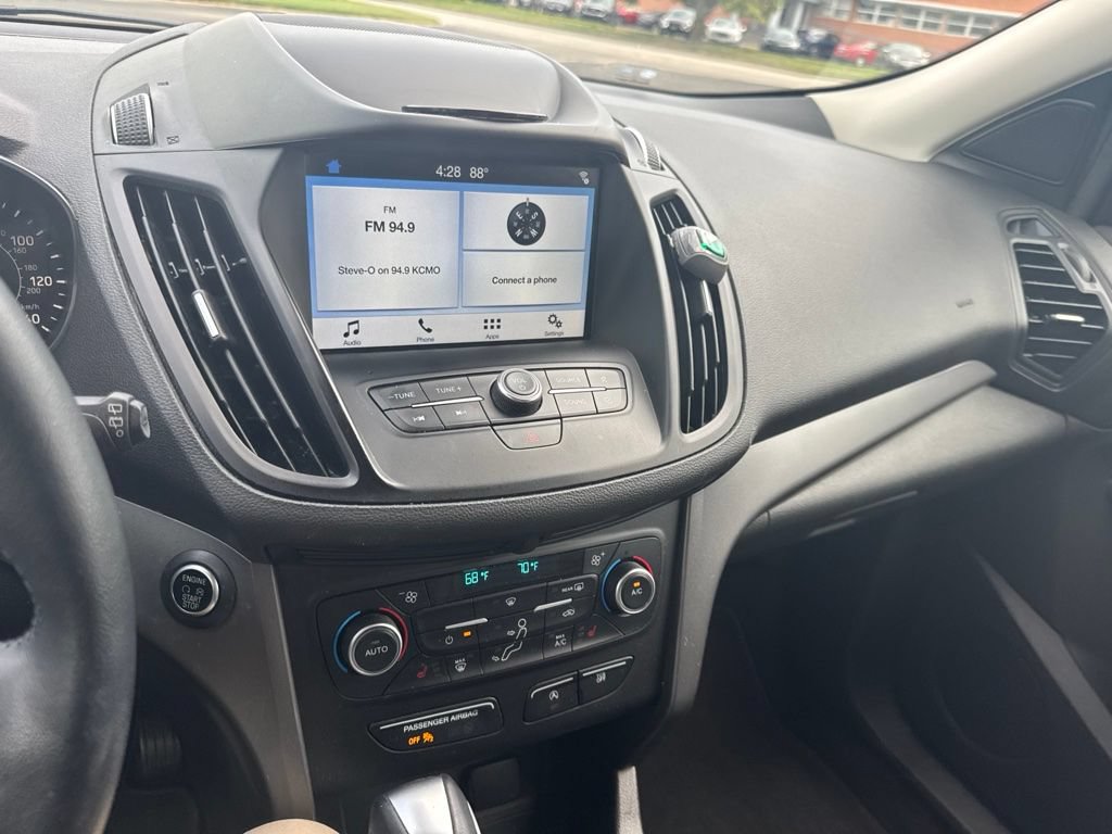 Used 2019 Ford Escape SEL FWD image 11