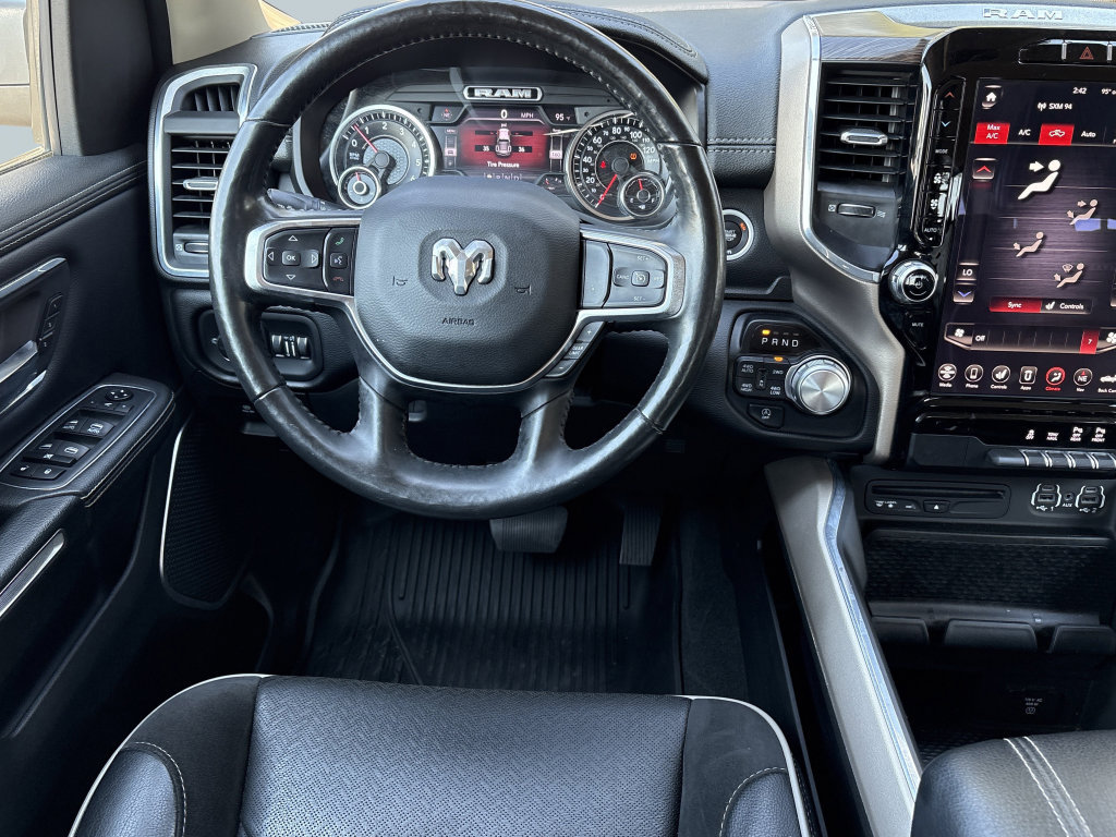 Used 2019 RAM 1500 Laramie AWD/4WD image 14