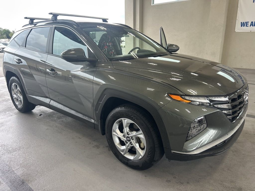 Used 2023 Hyundai Tucson SEL AWD/4WD image 2