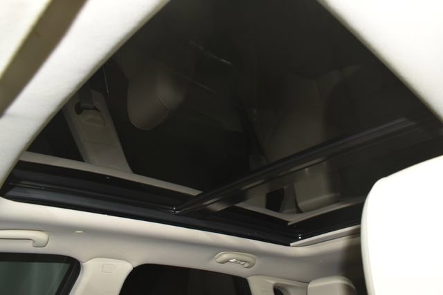 Used 2022 Cadillac XT5 Premium Luxury image 14