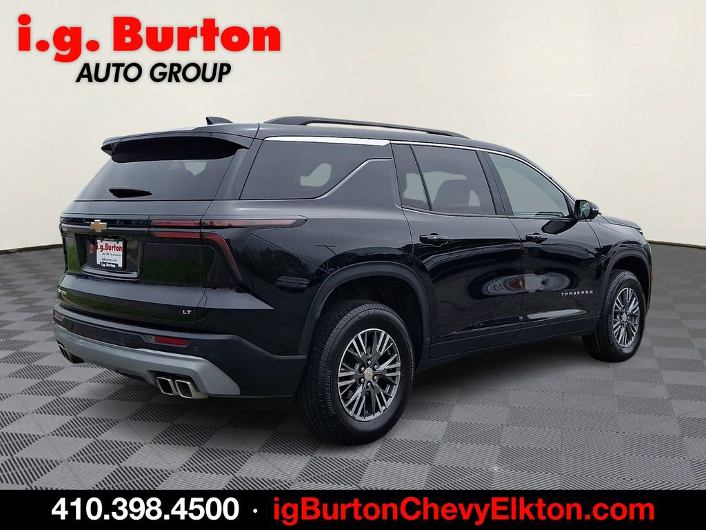Used 2024 Chevrolet Traverse LT FWD image 6
