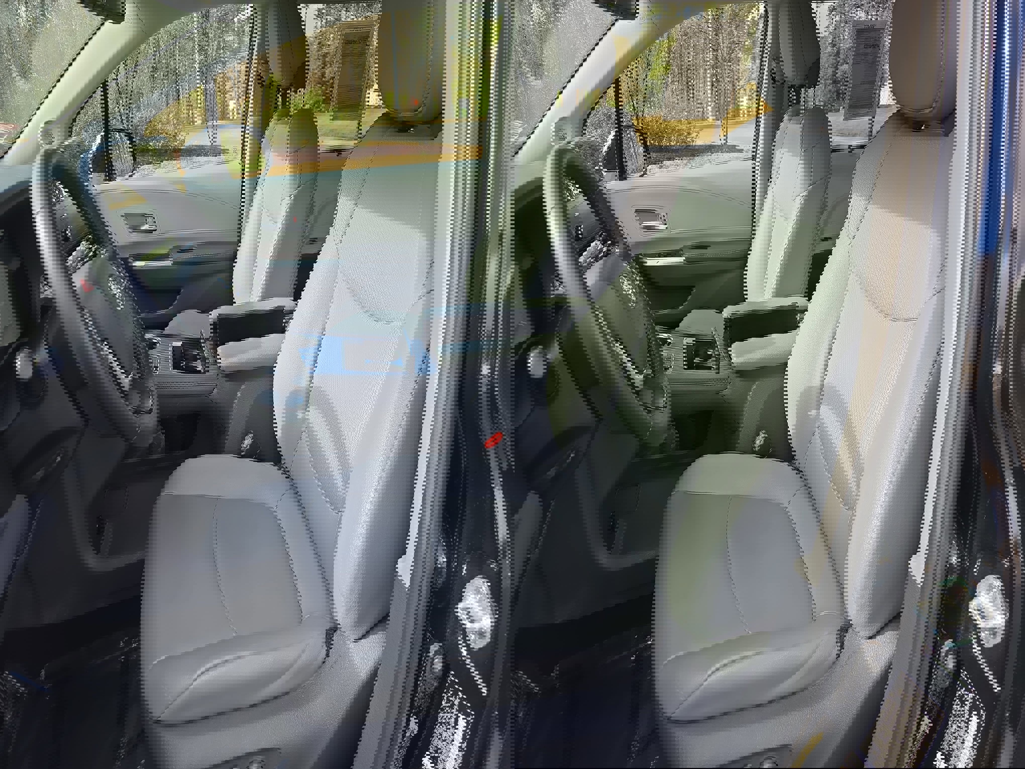 Used 2021 Toyota Sienna XLE w/ XLE Plus Package image 16