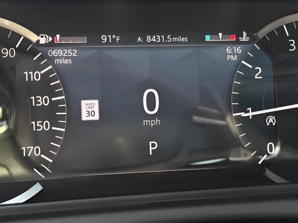 Used 2021 Land Rover Range Rover Velar S AWD/4WD image 38