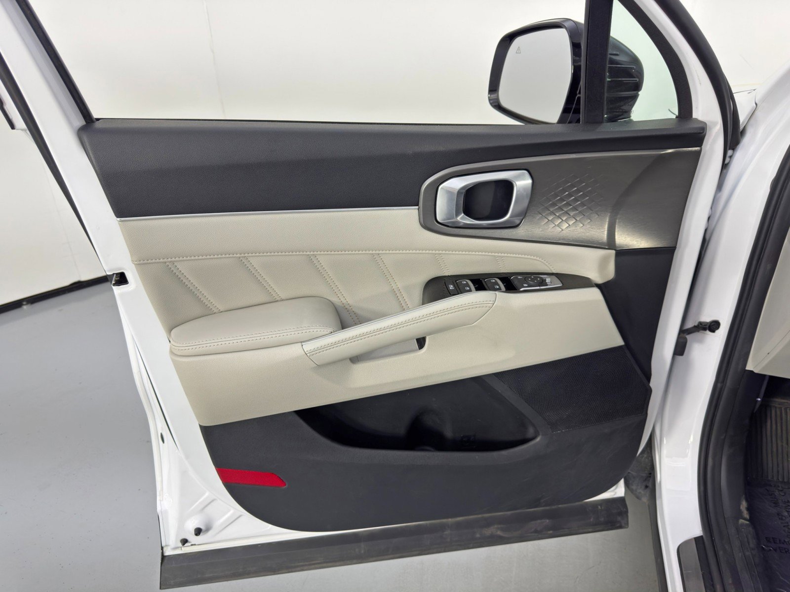 Used 2022 Kia Sorento SX image 41