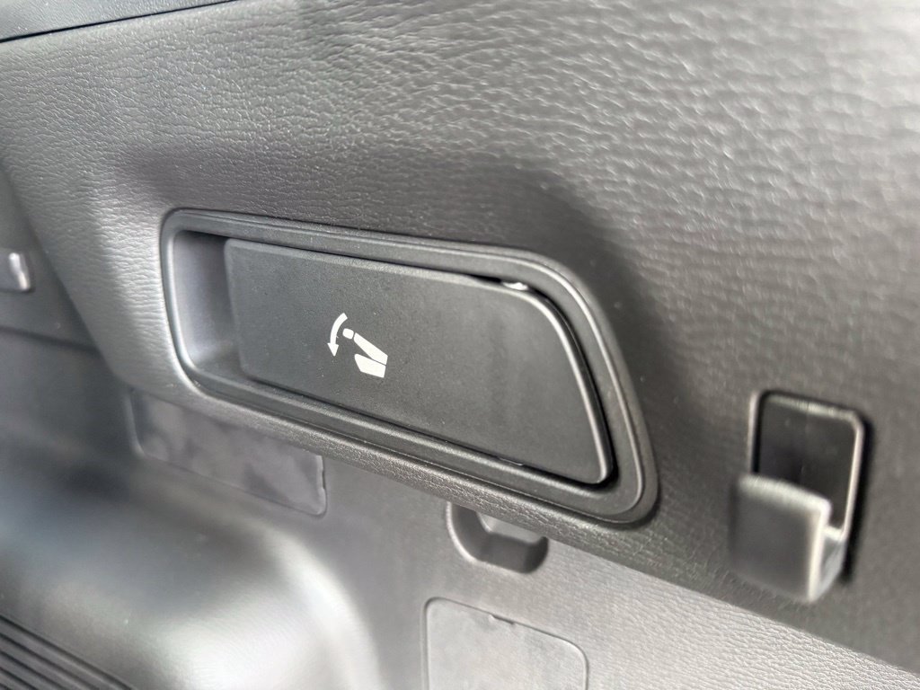 New 2026 Mitsubishi Outlander AWD image 28
