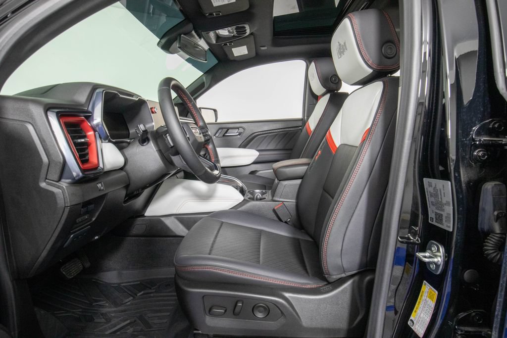 Used 2024 GMC Canyon AT4X w/ AT4X AEV Edition AWD/4WD image 10