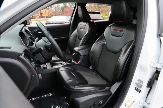 Used 2022 Jeep Cherokee Trailhawk w/ Trailer Tow Group image 16