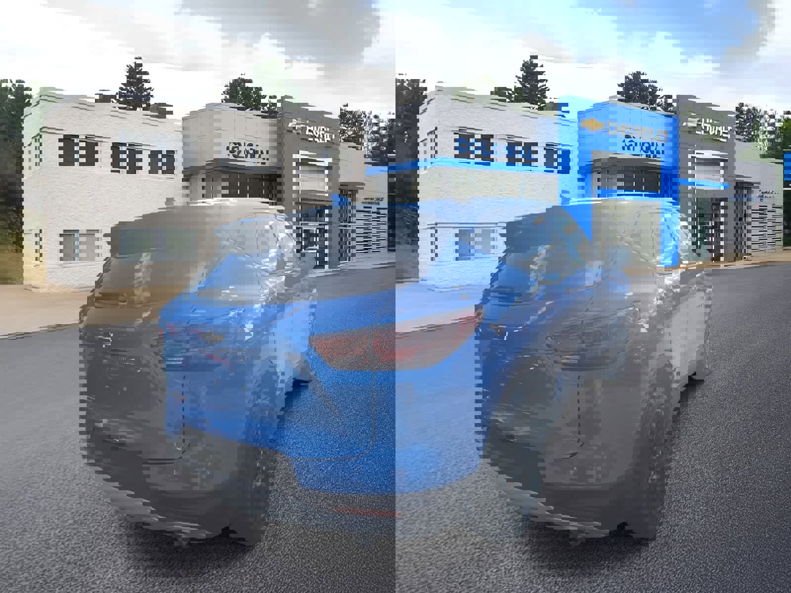 Used 2025 Chevrolet Blazer LT w/ Driver Confidence Package FWD image 4