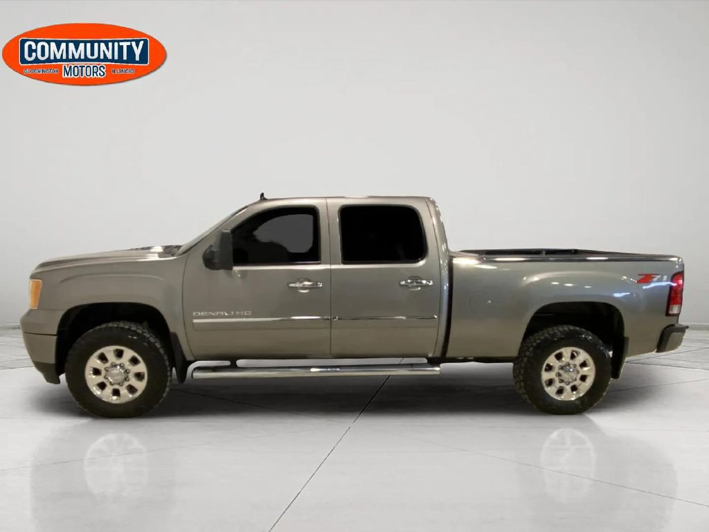 Used 2013 GMC Sierra 3500 Denali w/ Snow Plow Prep Package image 3