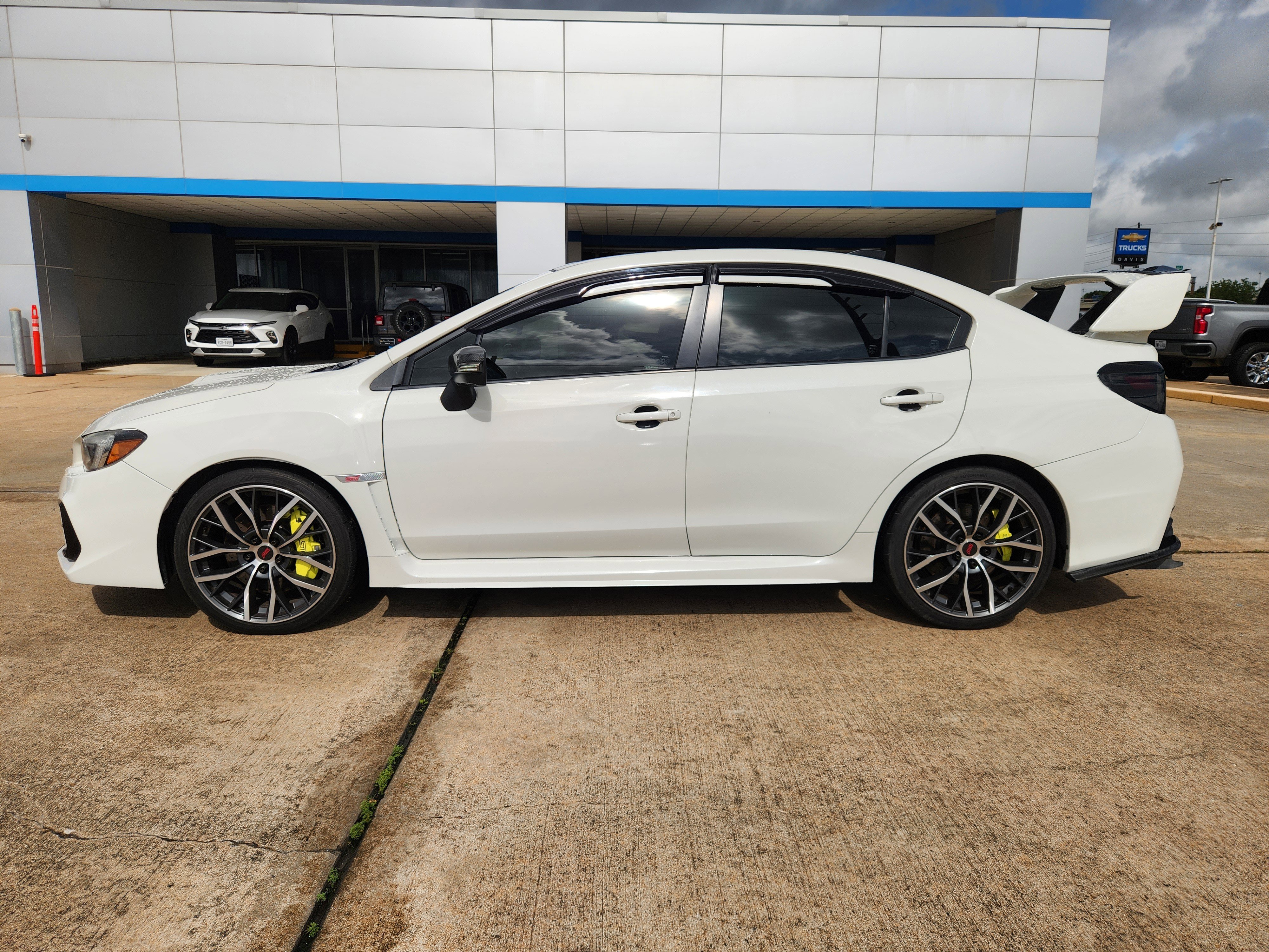 Used 2020 Subaru WRX STI AWD/4WD image 5
