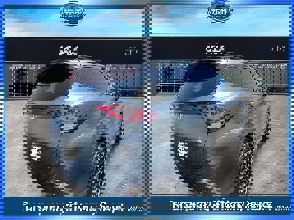 Certified 2023 Kia Sportage X-Line image 2