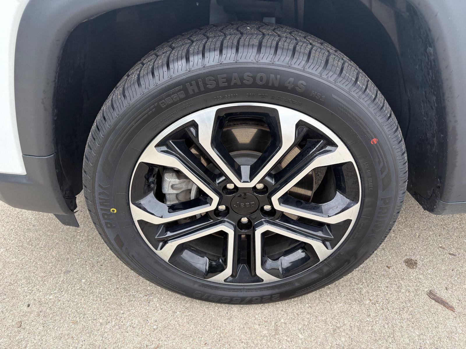 Used 2023 Jeep Compass Limited AWD/4WD image 23
