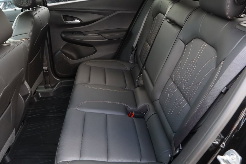 Certified 2025 Buick Envista Avenir image 23