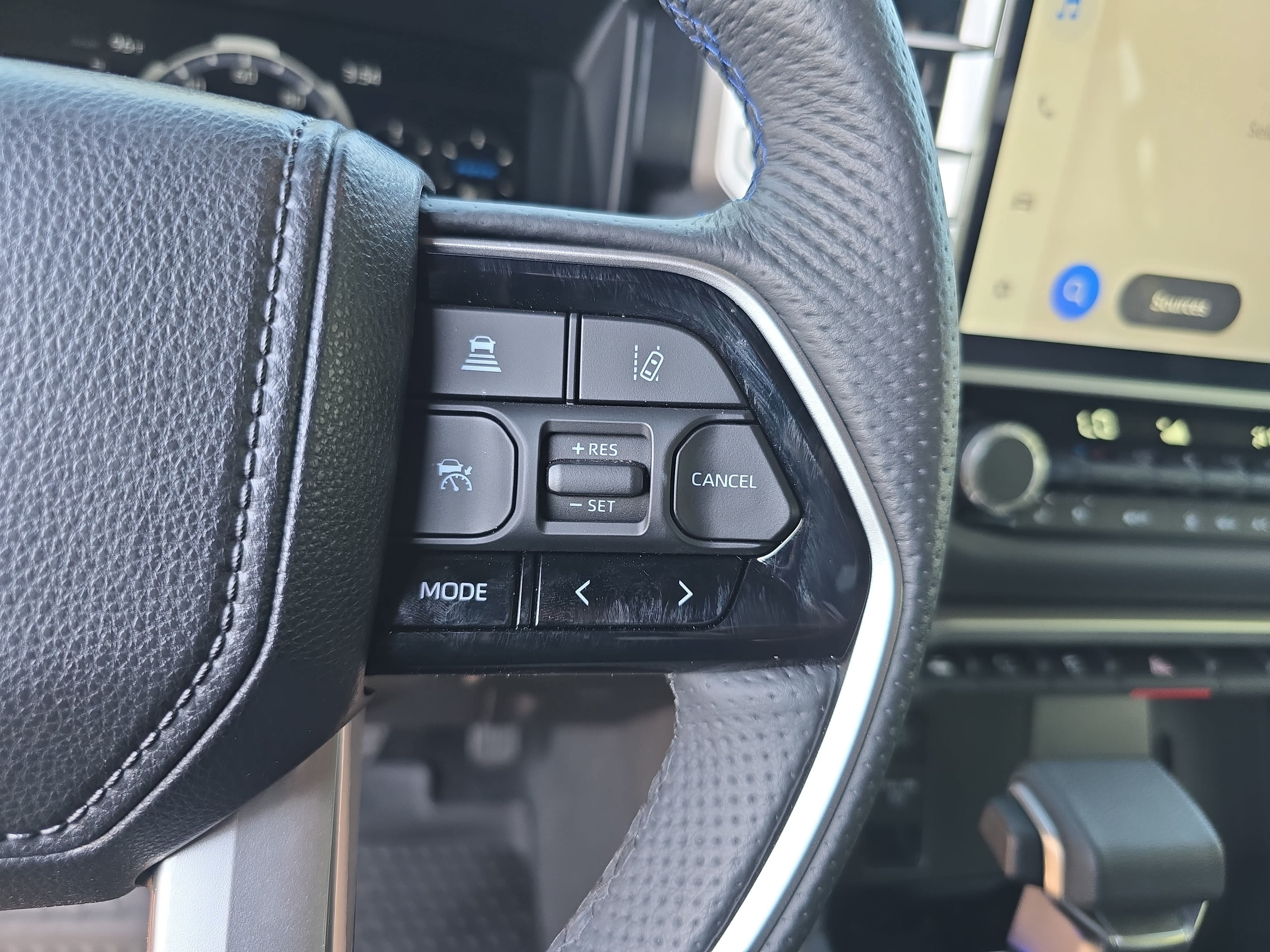 Used 2025 Toyota Tundra Platinum AWD/4WD image 17