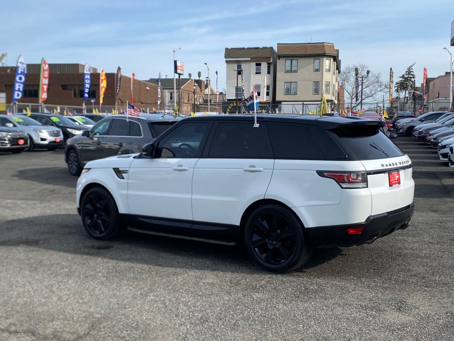 Used 2015 Land Rover Range Rover Sport HSE AWD/4WD image 4
