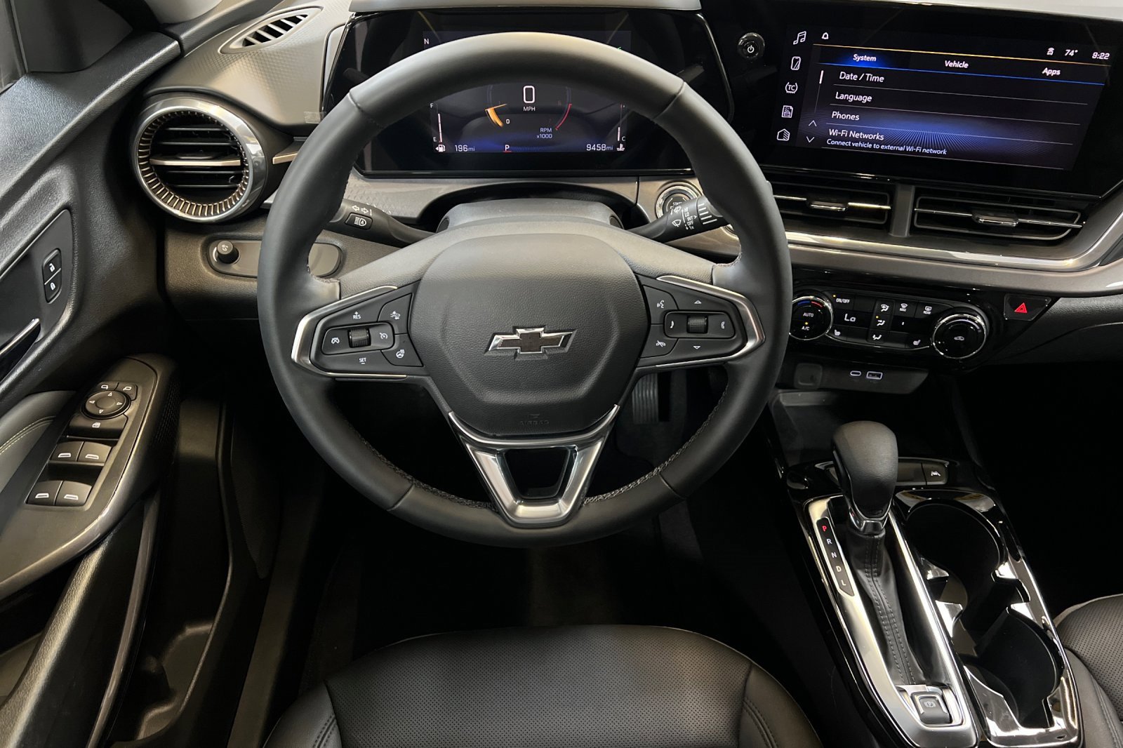 Used 2024 Chevrolet Trax ACTIV w/ Sunroof Package image 16