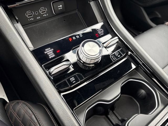 Used 2023 Jeep Grand Cherokee Summit w/ Luxury Tech Group V image 22