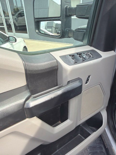 Used 2020 Ford F350 XL w/ STX Appearance Package AWD/4WD image 24