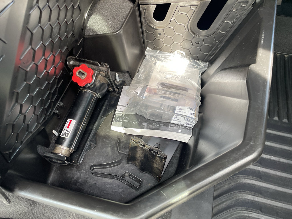 Used 2022 Chevrolet Silverado 1500 Custom w/ LPO, Dark Essentials Package image 77