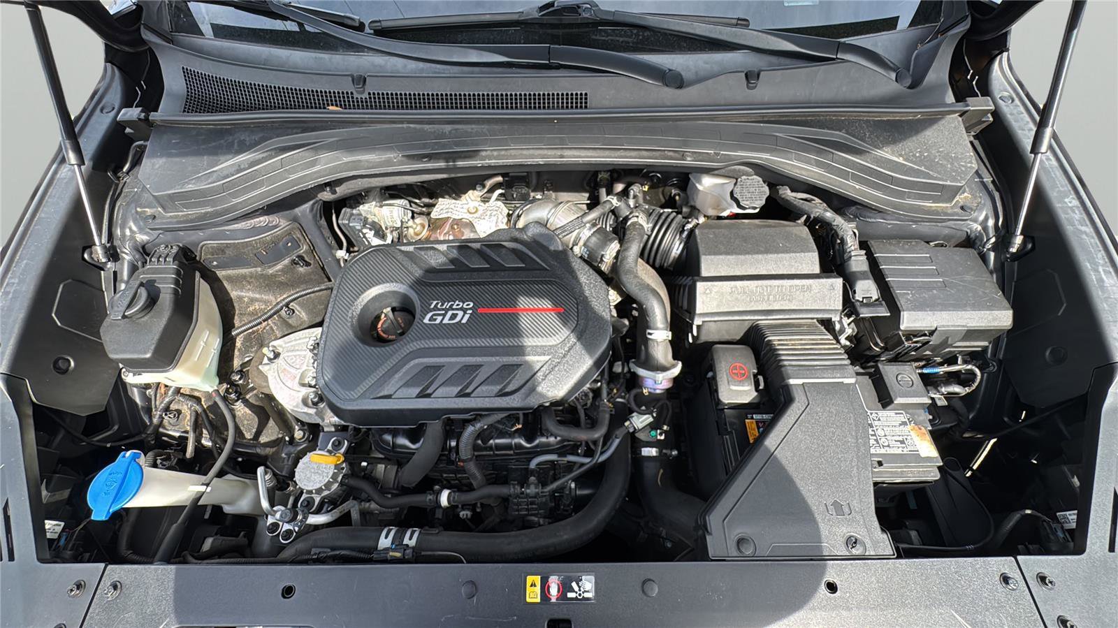 Used 2020 Hyundai Santa Fe Limited image 9