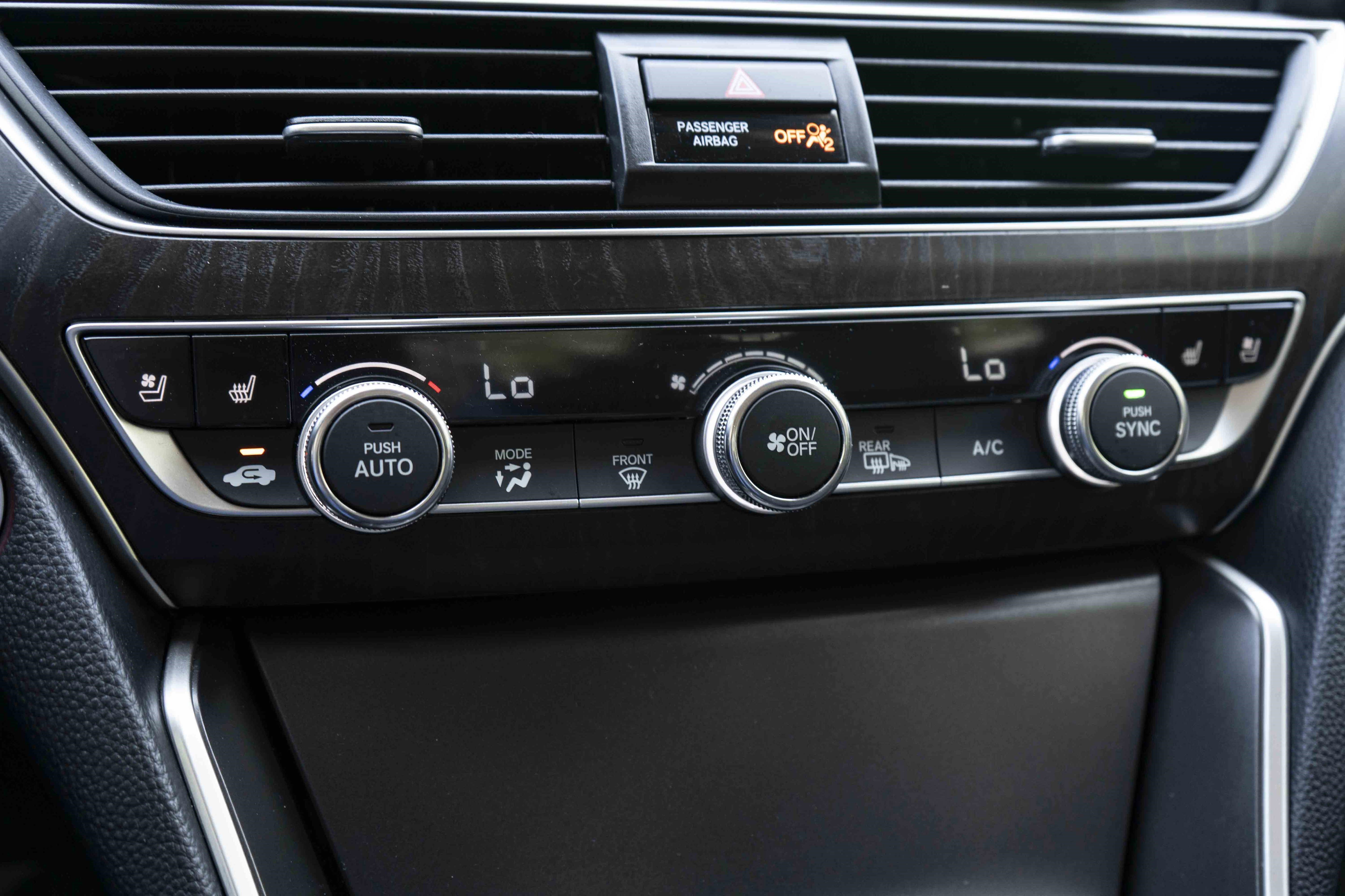 Certified 2021 Honda Accord Touring image 32