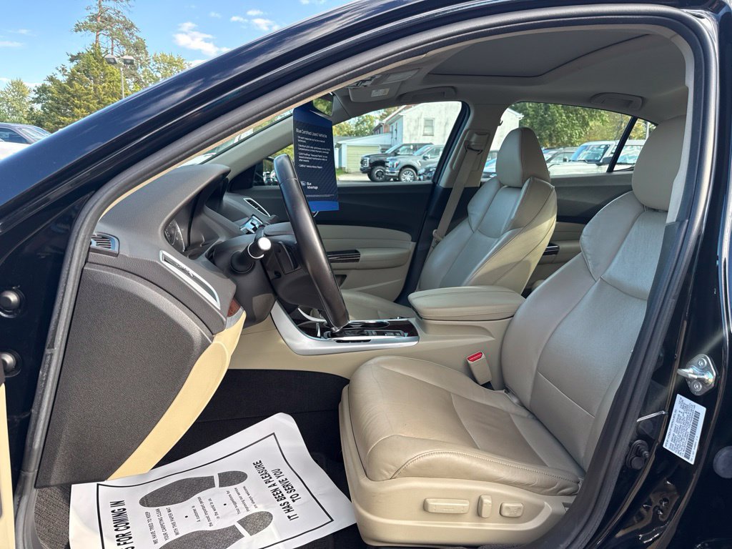 Used 2020 Acura TLX w/ Technology Package FWD image 14