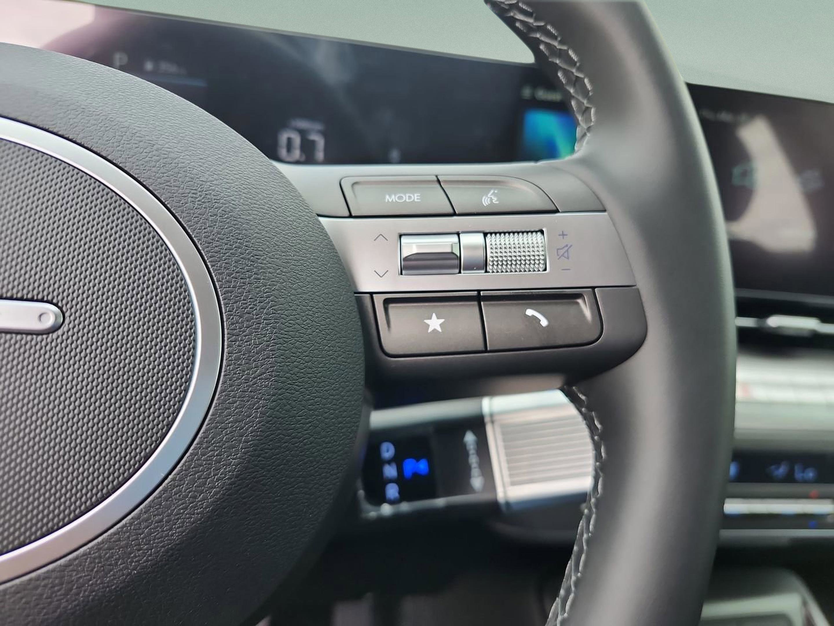 New 2026 Hyundai Kona SEL Premium image 30