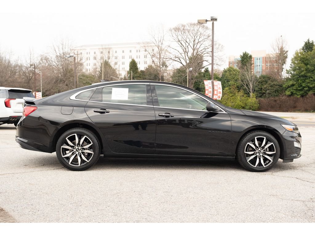 Used 2022 Chevrolet Malibu RS image 30