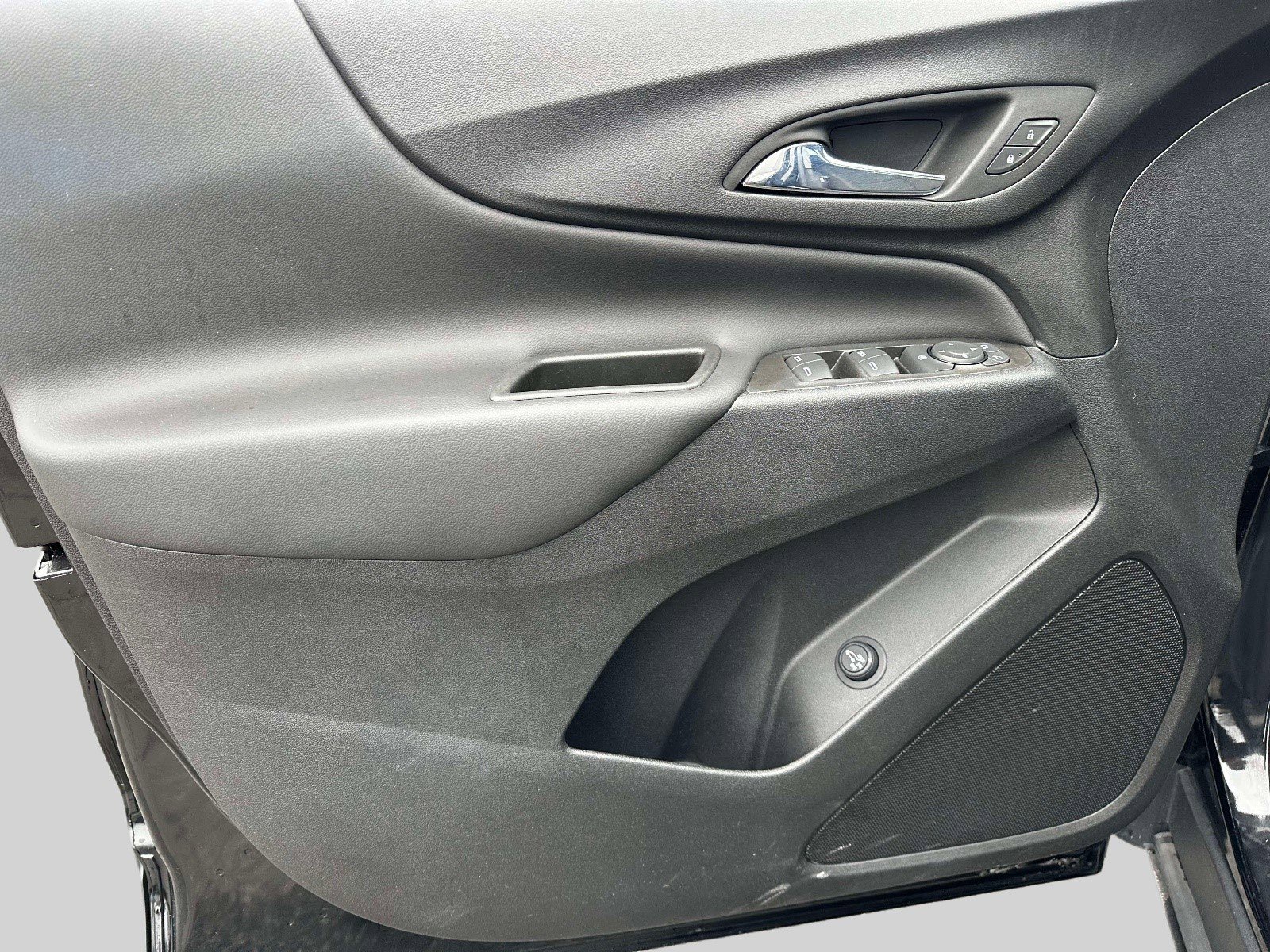 Certified 2023 Chevrolet Equinox LT FWD image 18