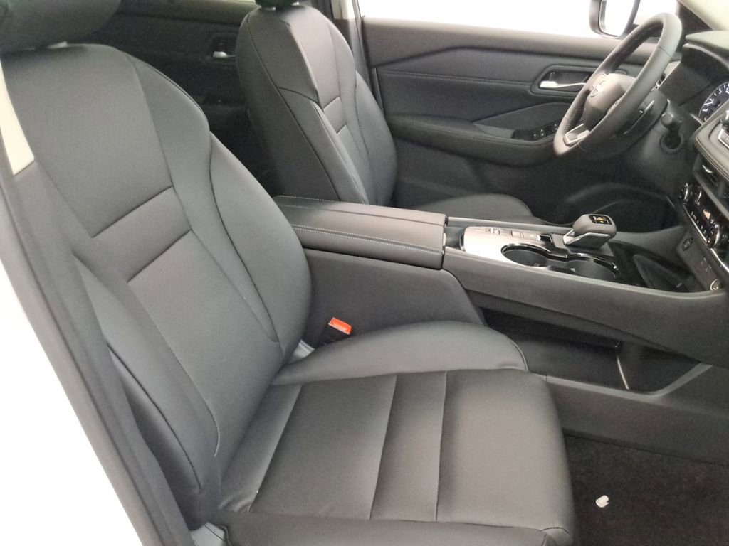 New 2026 Nissan Rogue SV image 16