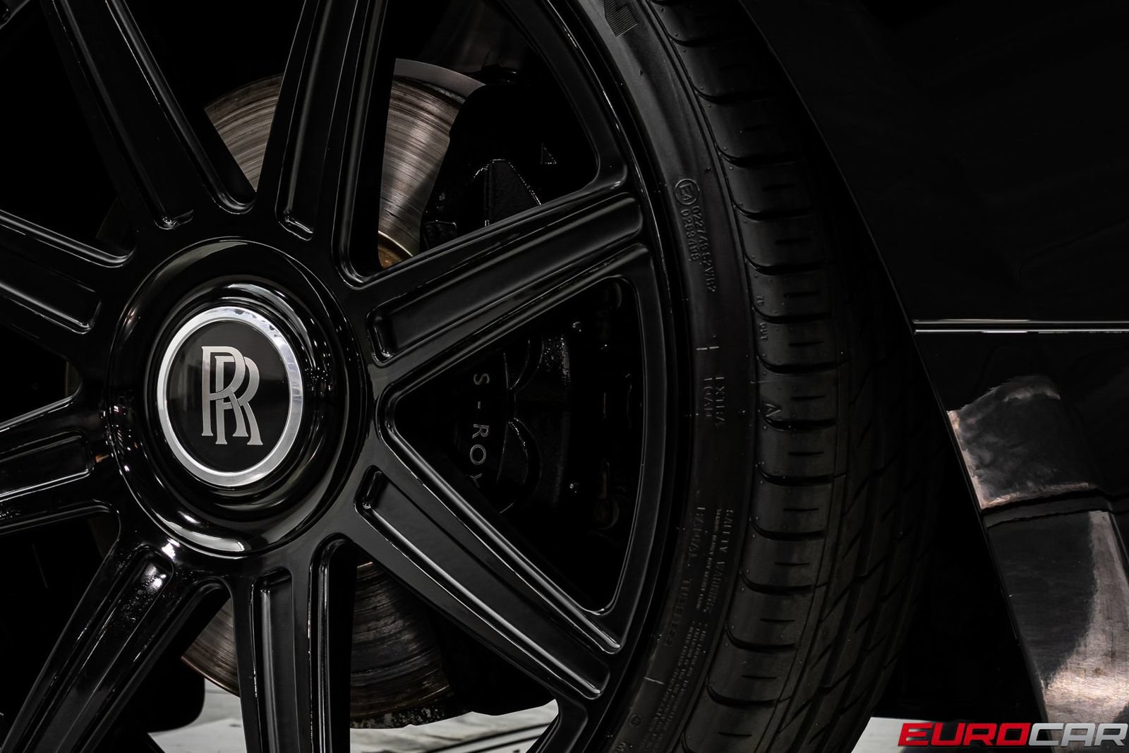 Used 2016 Rolls-Royce Wraith RWD image 23
