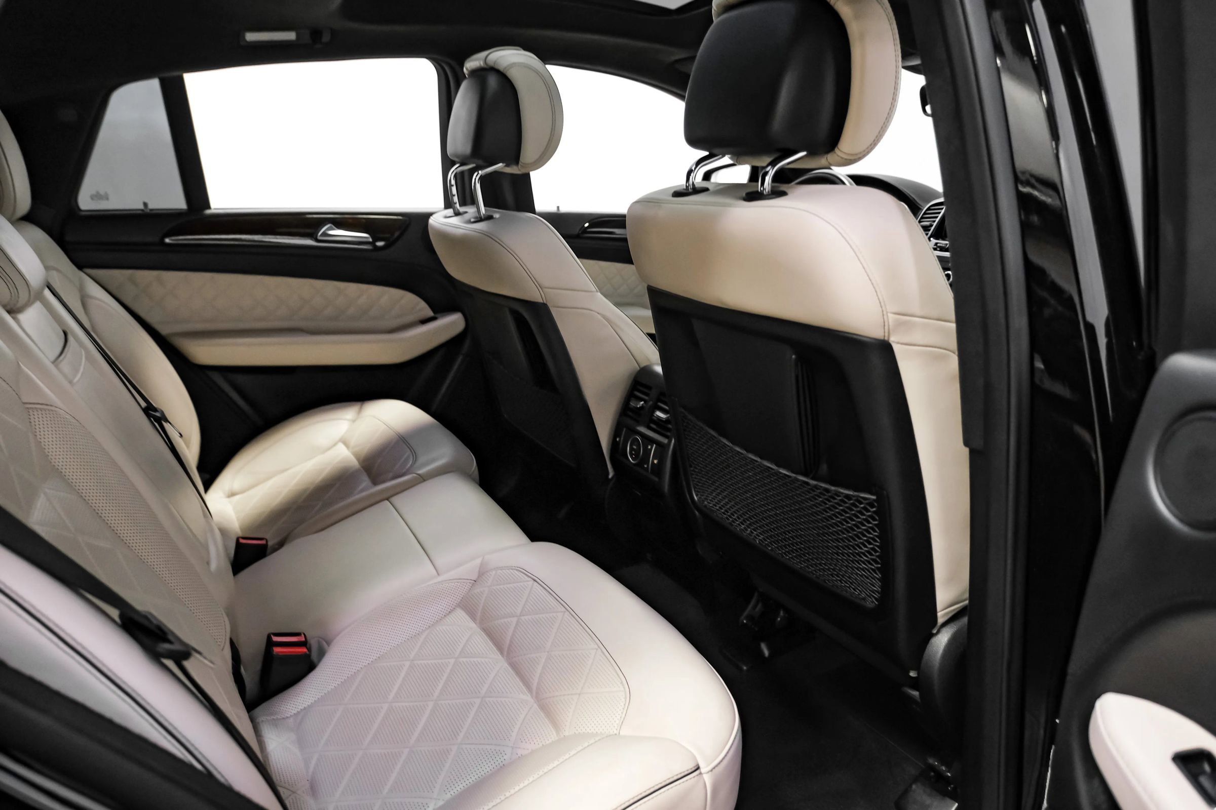 Used 2017 Mercedes-Benz GLE 43 AMG GLE 43 Sport Utility 4D image 32