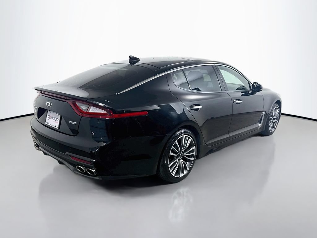 Used 2018 Kia Stinger Premium AWD/4WD image 7