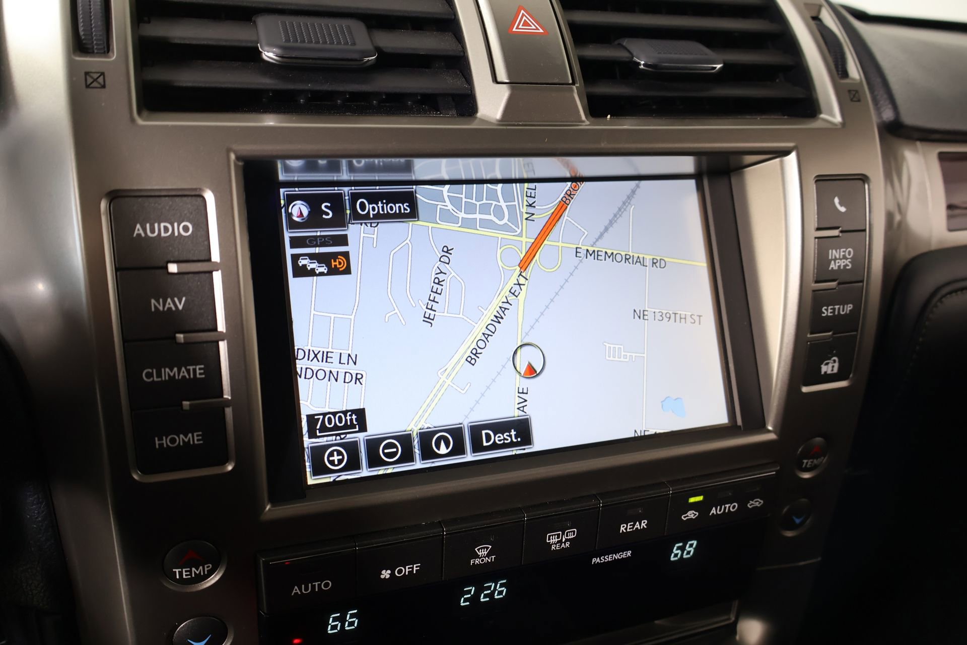 Used 2015 Lexus GX 460 Luxury AWD/4WD image 7