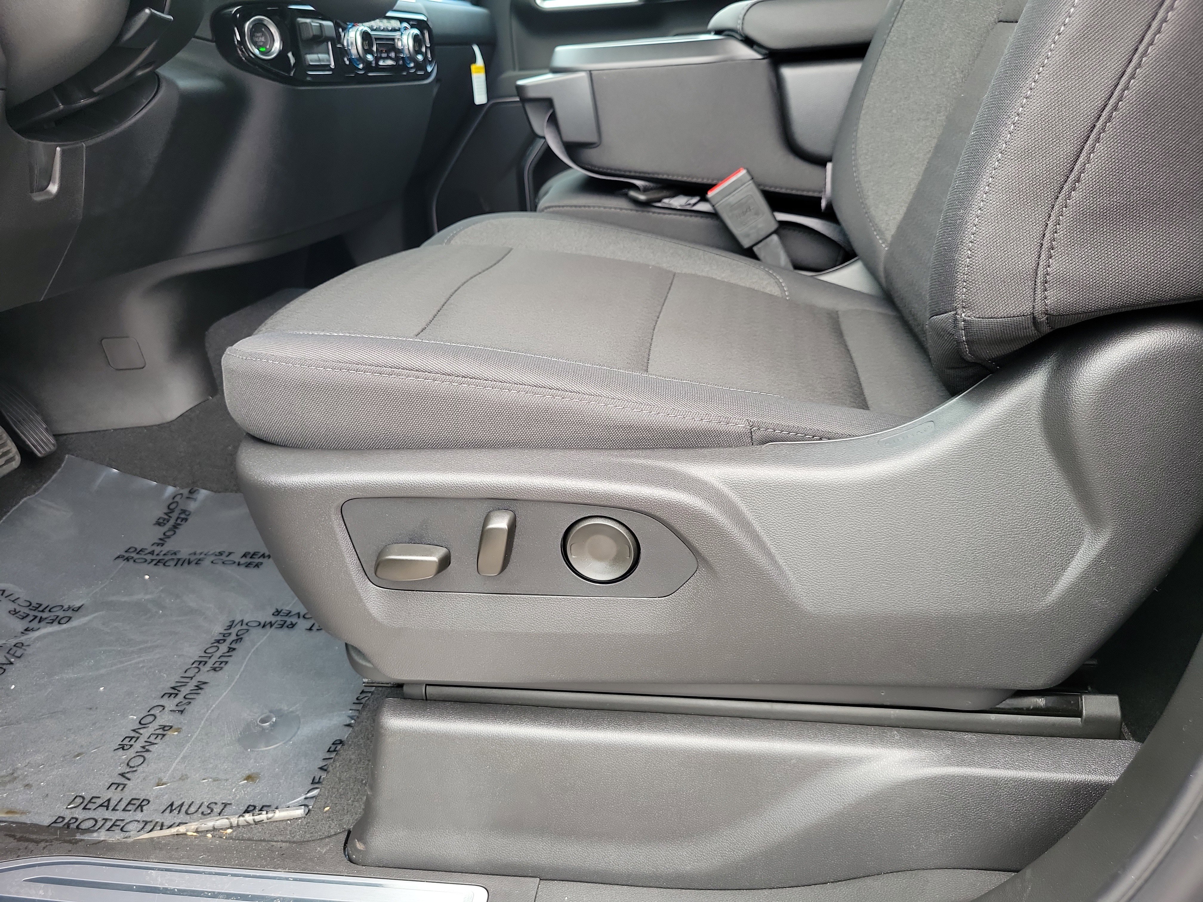 Used 2026 GMC Sierra 1500 Elevation image 13