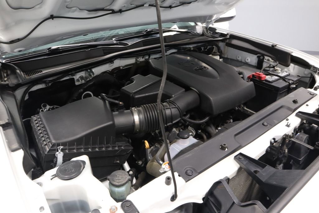 Used 2023 Toyota Tacoma SR AWD/4WD image 14