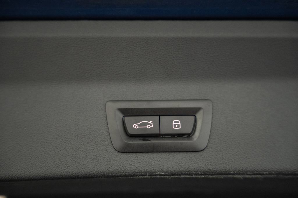 Used 2023 BMW X3 xDrive30i w/ Premium Package image 9