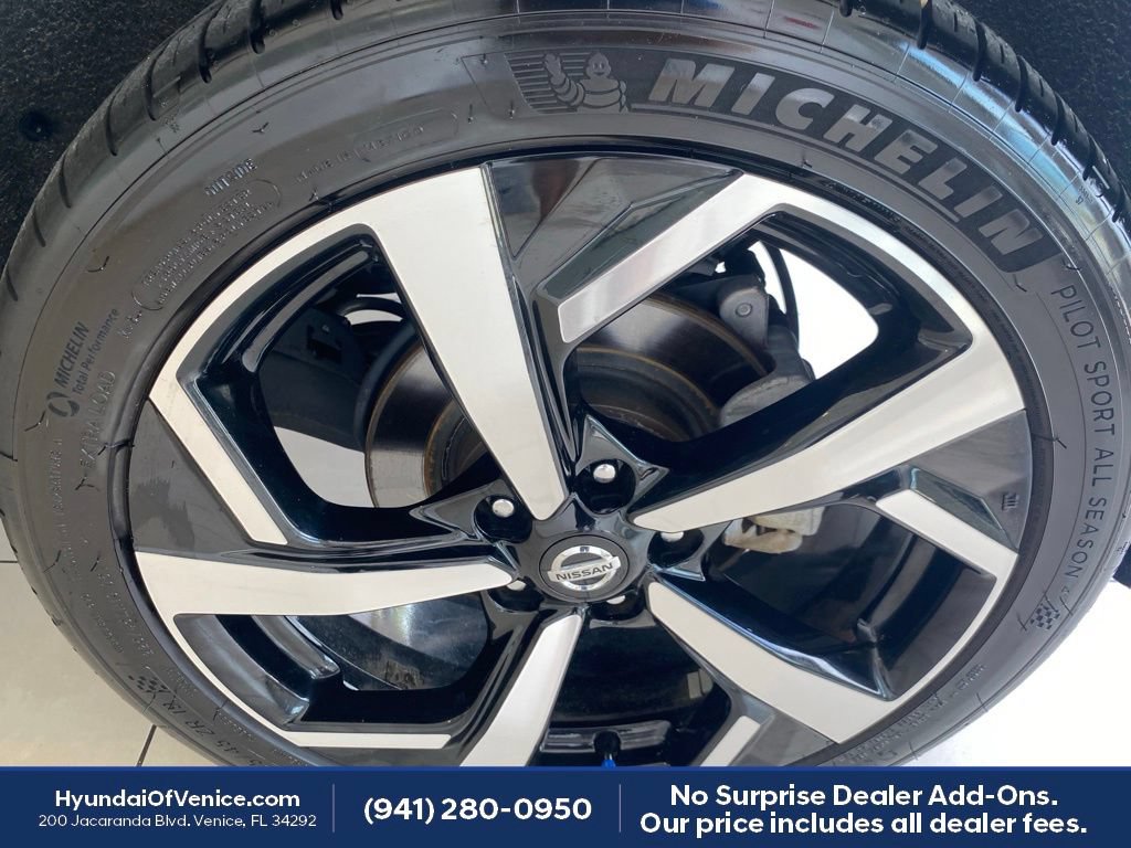 Used 2021 Nissan Rogue Sport SL FWD image 48