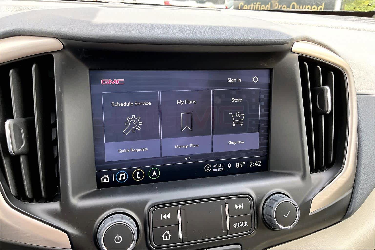 Used 2024 GMC Terrain Denali w/ Denali Premium Package AWD/4WD image 36