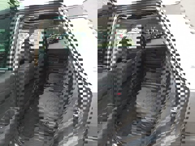 New 2025 Nissan Pathfinder SV w/ SV Premium Package image 18