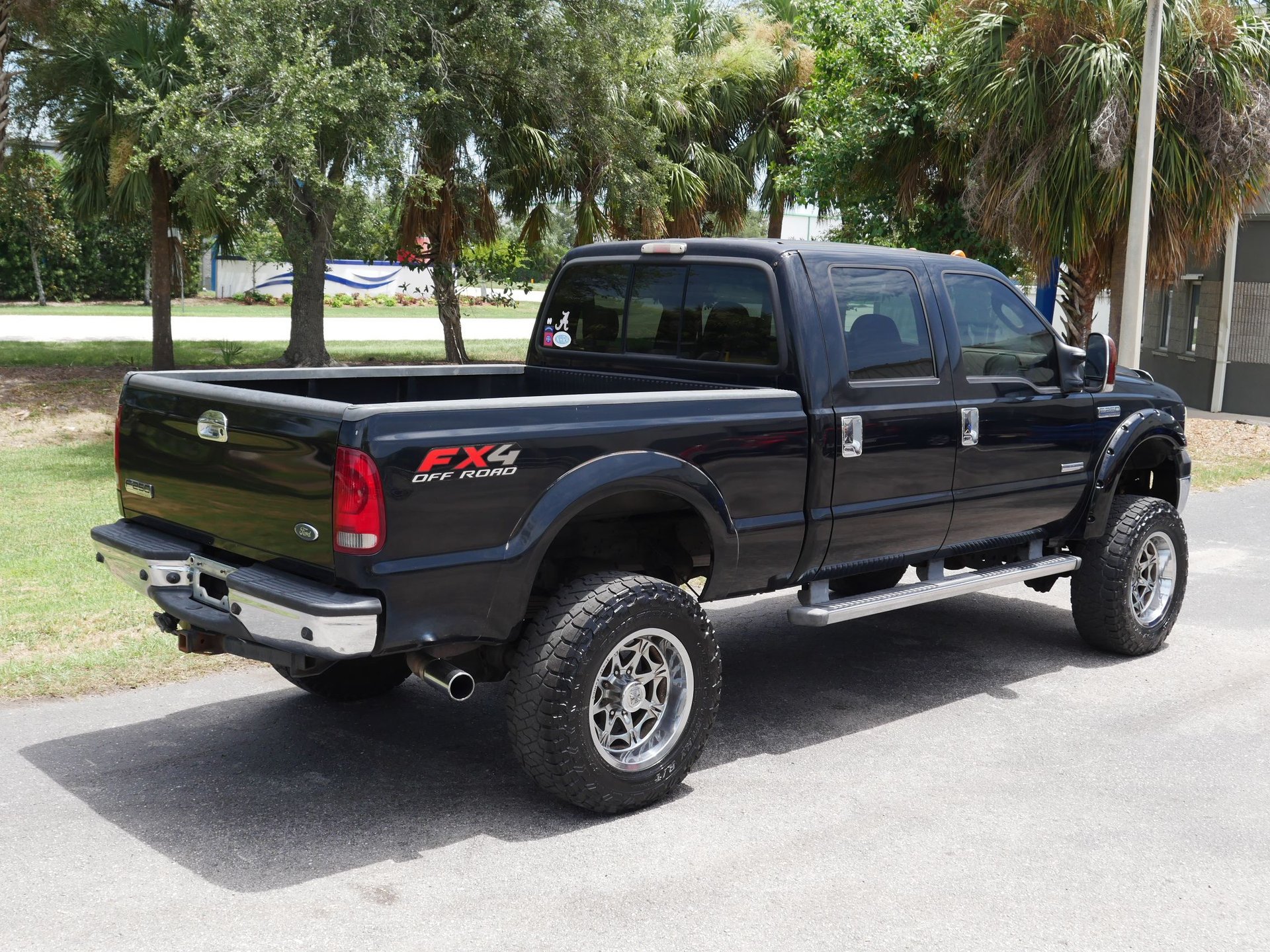 Used 2006 Ford F250 4x4 Crew Cab Super Duty image 48