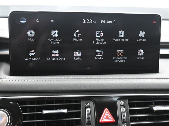 Used 2023 Genesis G70 2.0T image 32