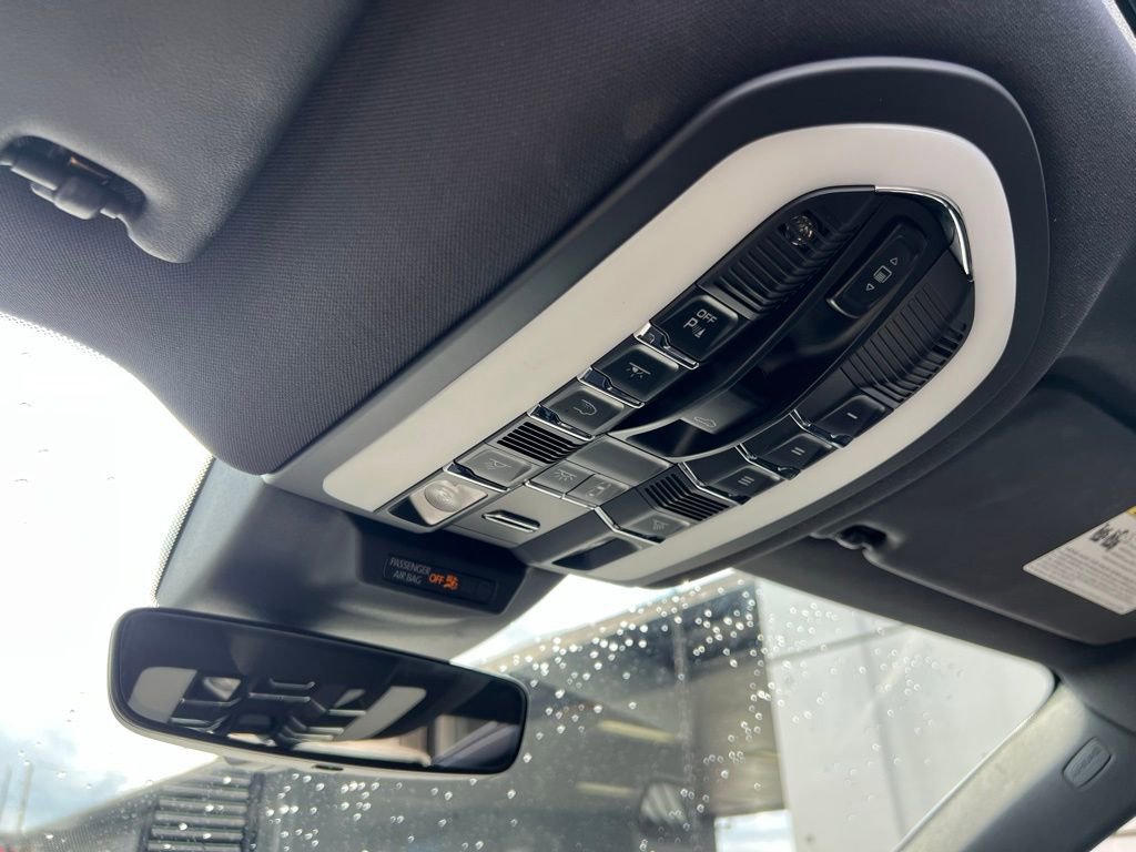 Used 2022 Porsche Macan image 51