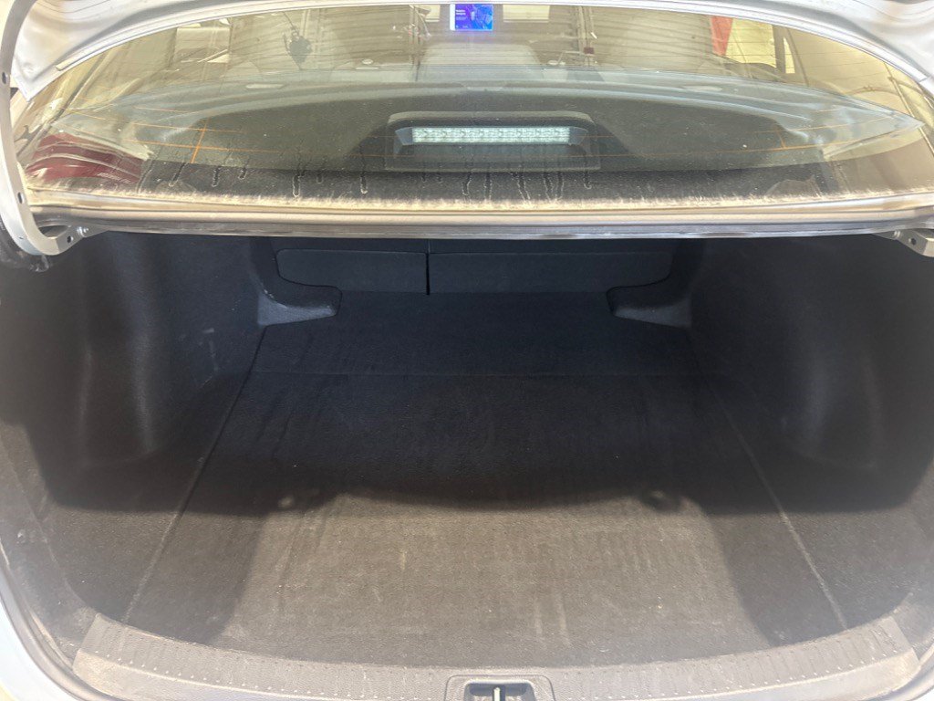Used 2024 Toyota Corolla LE FWD image 8
