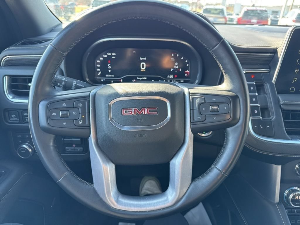 Used 2023 GMC Yukon XL SLT w/ SLT Premium Package AWD/4WD image 27