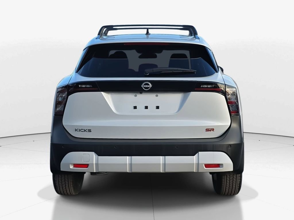 New 2026 Nissan Kicks SR w/ Cold Weather Package FWD image 7